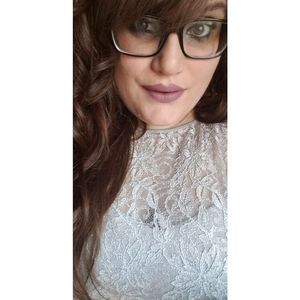 Meet your Posher, Sierra